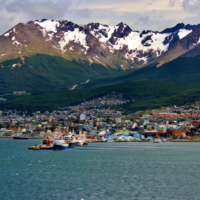 COMBINADO CALAFATE Y USHUAIA  PROMO TEMPORADA BAJA