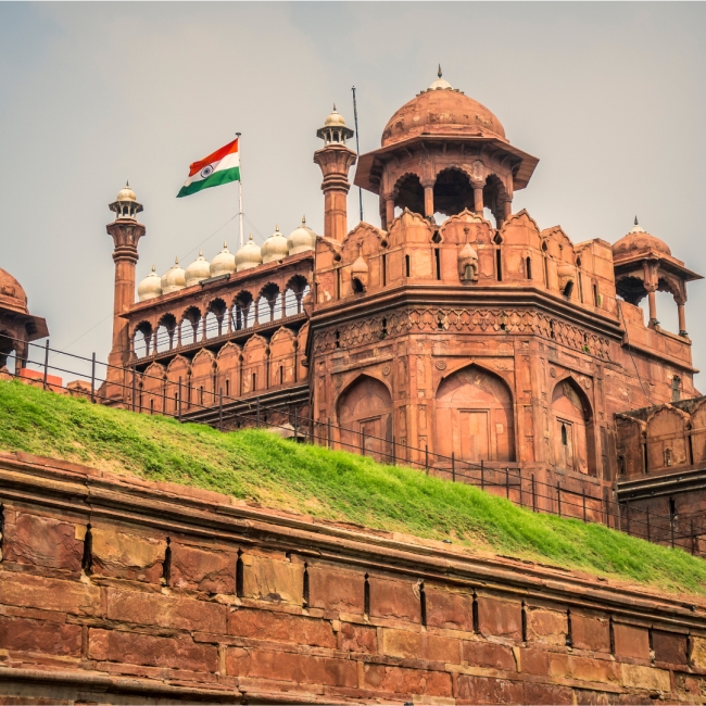 INDIA, MALDIVAS Y DUBAI GRUPAL 2025