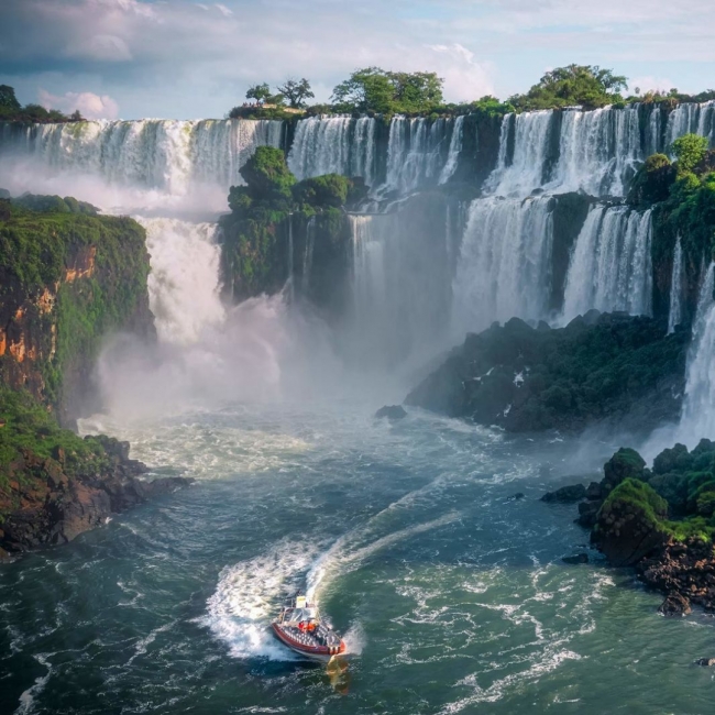 CONOCE IGUAZU PROMO FERIADO